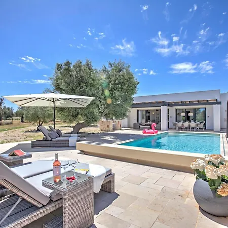 Tartaruga Luxury With Pool Carovigno