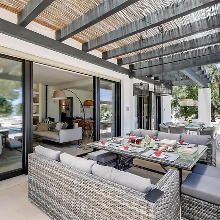 Appartamento Tartaruga Luxury With Pool Carovigno