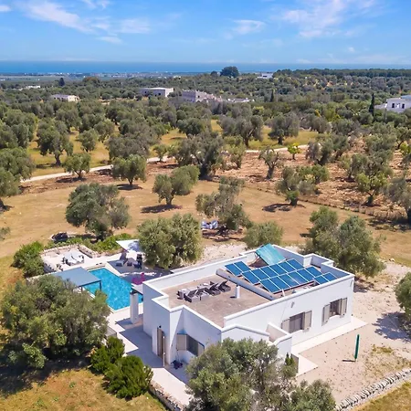 Tartaruga Luxury With Pool